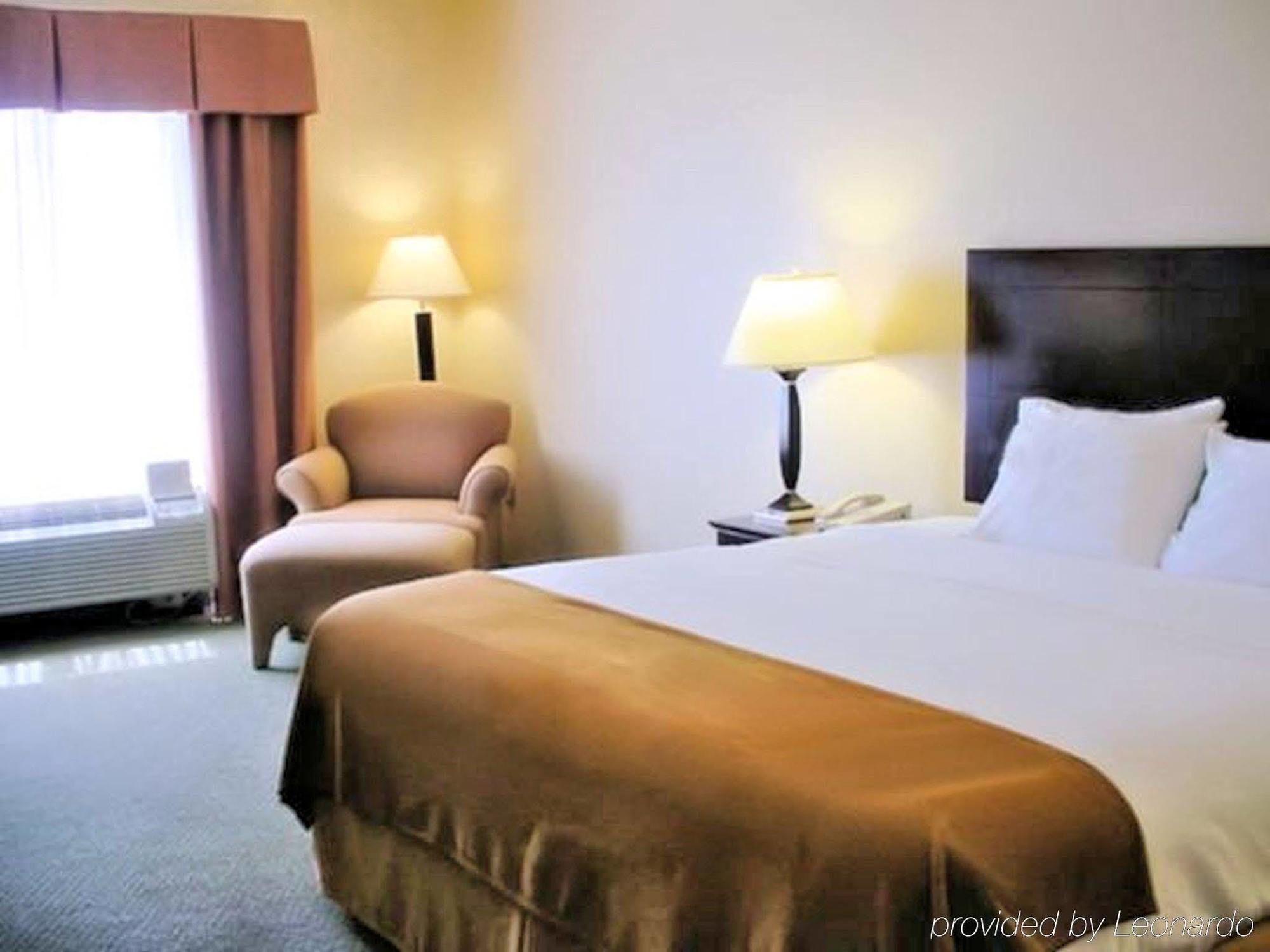 Holiday Inn Express Hotel & Suites Athens By Ihg Ngoại thất bức ảnh